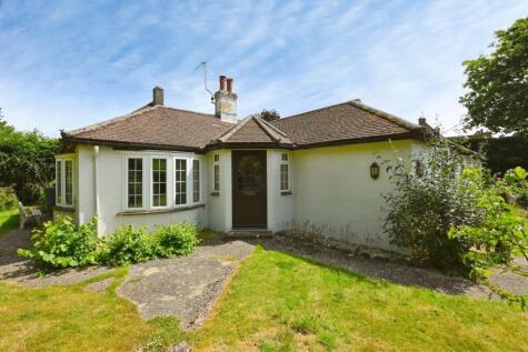 Vanzell Road, Easebourne, Midhurst, West Sussex, GU29