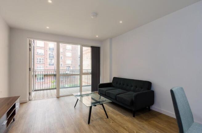 1 bed Flat to rent Image 4