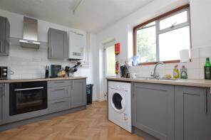 63, Jex Road, Norwich NR5 8XG
