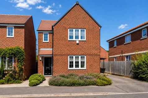 Westlake Gardens, Bramley, RG26