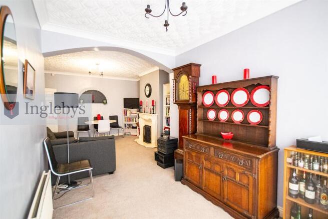 3 bed House for sale Image 7