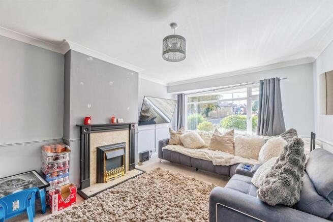 3 bed Semi-Detached for sale Image 5