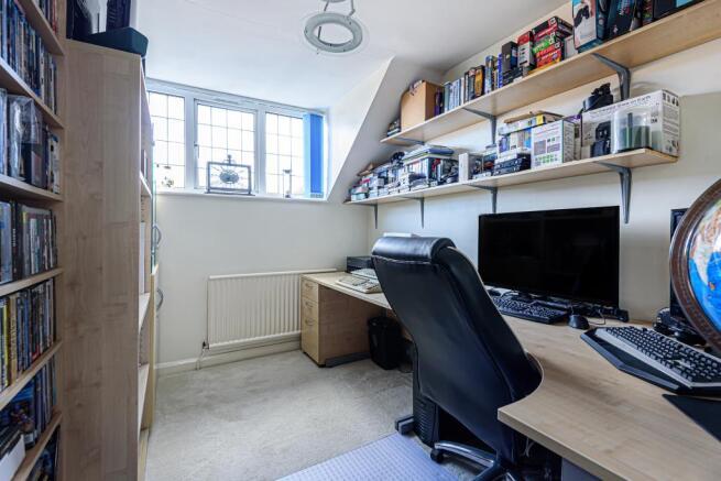 Bedroom/Study