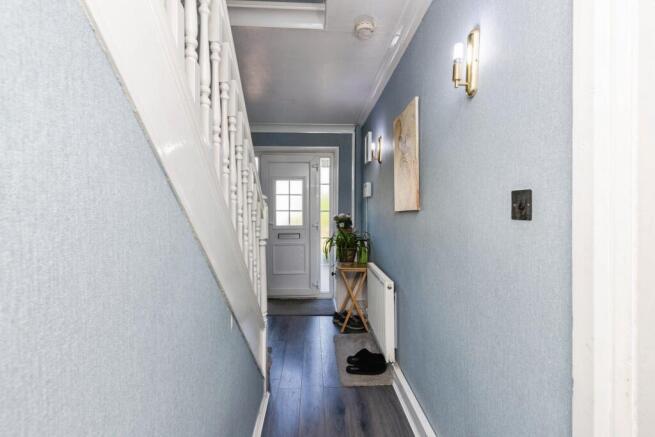 6 bed Detached for sale Image 5