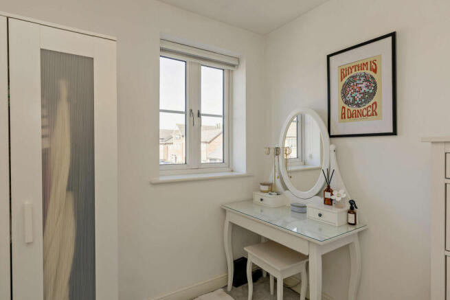 3 bed Town House for sale Image 10