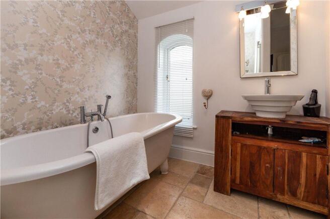 En Suite Bathroom