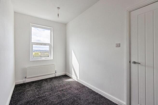 2 bed Terraced for sale Image 11