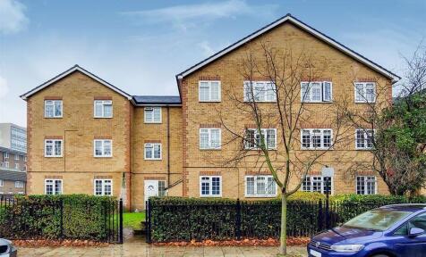 12 Gables Close, London, SE5 7QF