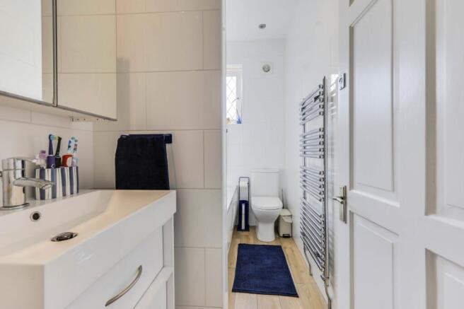4 bed Terraced for sale Image 11