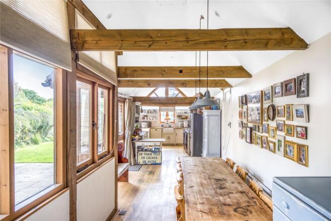 Kitchen/Dining