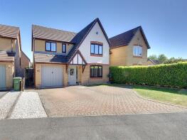 113, Sparrowhawk Way, Huntingdon PE29 1XY