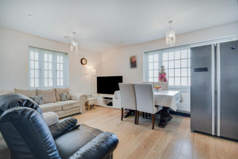 Armstrong Gibbs Court, Great Baddow, Chelmsford