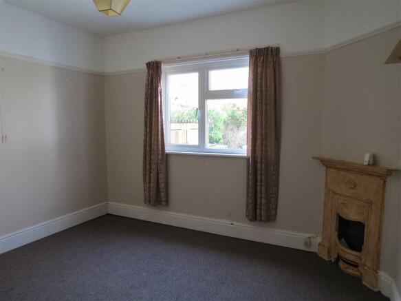 Bedroom: