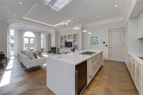 Hanstead House, Bricket Wood, St Albans, AL2
