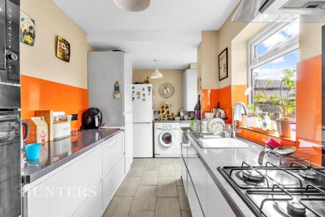 2 bed Terraced for sale Image 8
