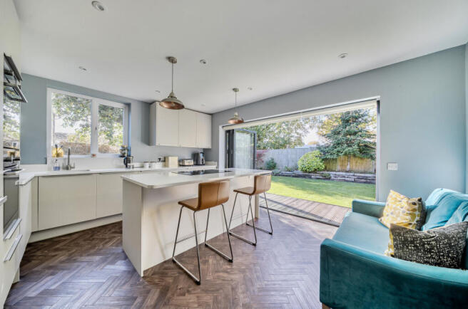 1371003-13-68f8bc...