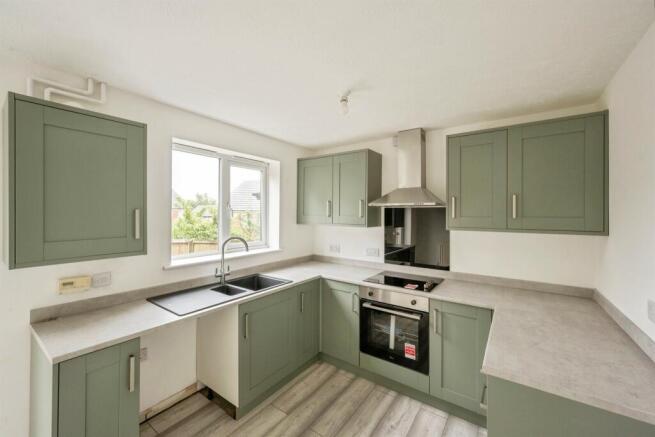 3 bed Semi-Detached for sale Image 5