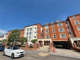 Flat 21, 3 15 Martello Court, Jevington Gardens, Eastbourne BN21 4SD