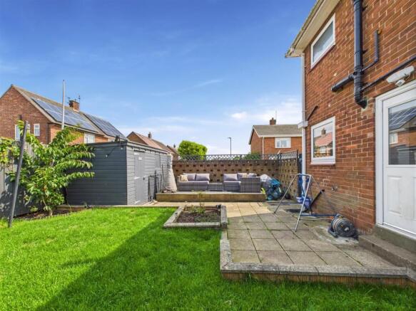 garden 1.jpg