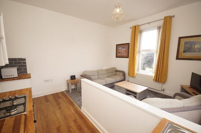 Lounge & Kitchenette