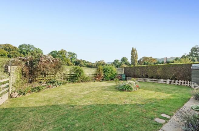 4 Milk Hall Barns - 