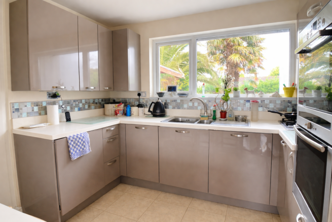 Courtenay Close, Starcross, Exeter photo 4