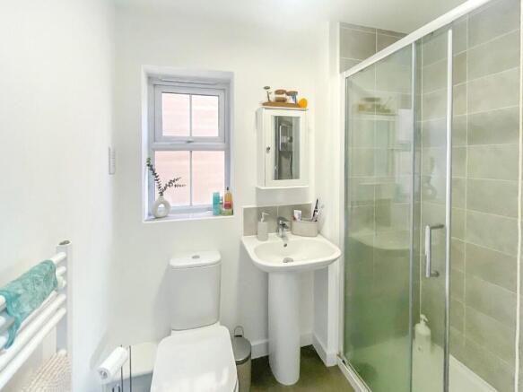 3 bed Semi-Detached for sale Image 11