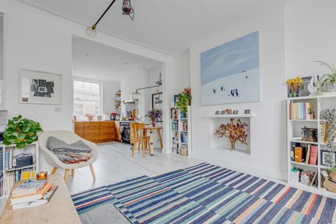 Amwell Street (5).jpg