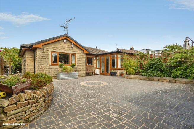 2 bed Detached Bungalow for sale Image 5