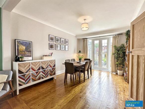 3 bed Semi-Detached for sale Image 6
