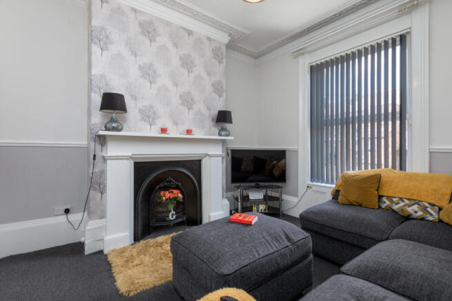4 bed Flat for sale Image 6