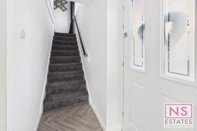 3 bed Semi-Detached for sale Image 5