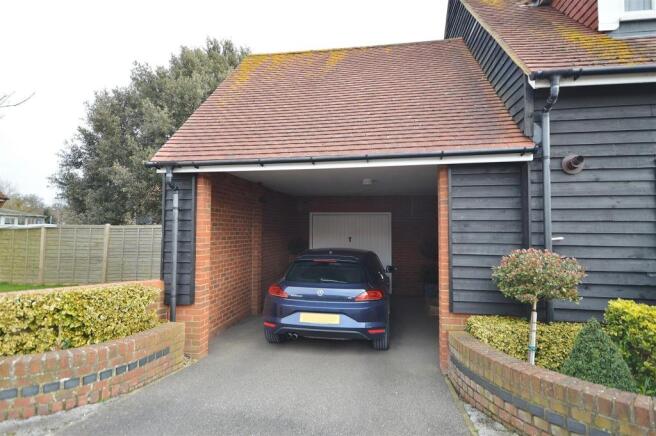 CAR PORT