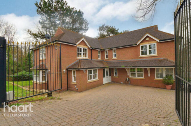 5-bed detached on Arbour Lane, Chelmsford, £850,000