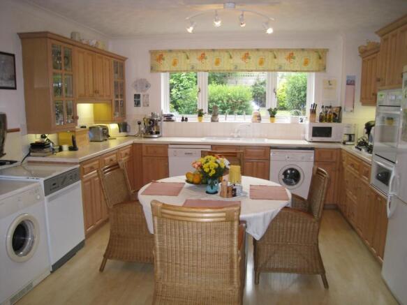 Kitchen/Breakfast Rm