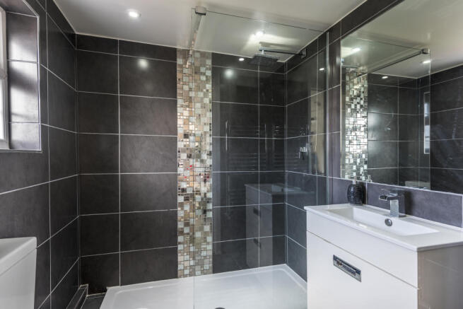9 Avondale Gardens 16