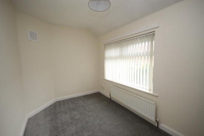 3 bed Semi-Detached to rent Image 6