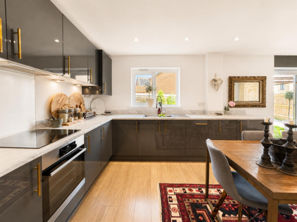 kitchen 2.png