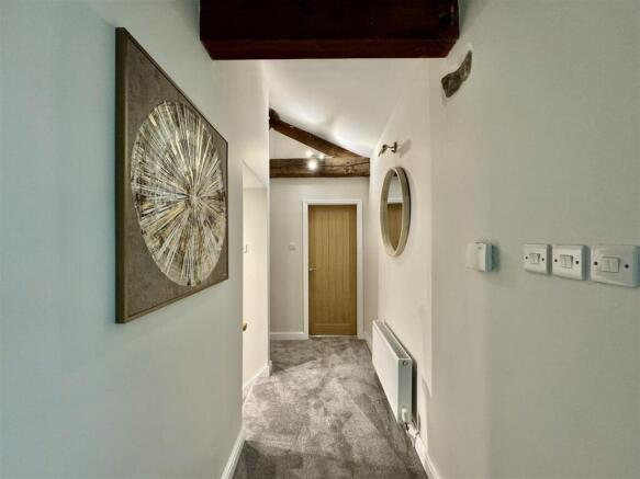 2 bed Detached for sale Image 6