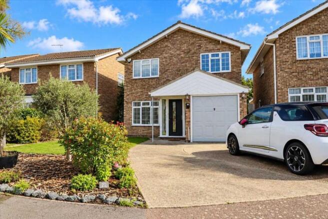 4-bed detached on Nien Oord, Clacton on Sea, £375,000
