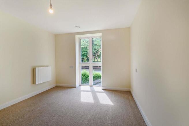 2 bed Apartment for sale Image 9