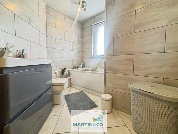 3 bed Semi-Detached for sale Image 7