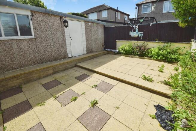 3 bed Semi-Detached for sale Image 12