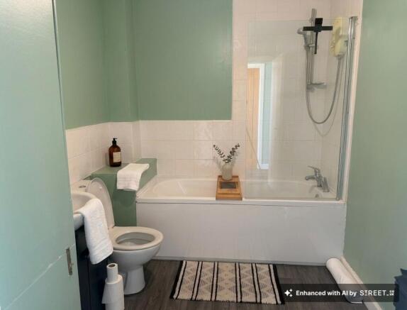 2 bed Flat for sale Image 7