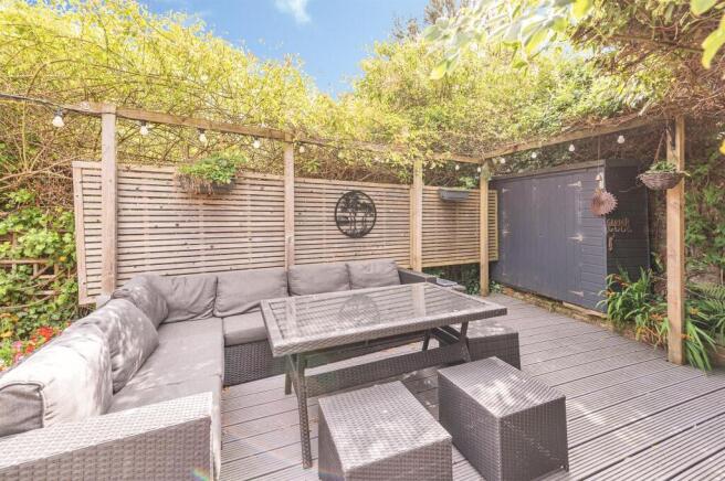 3 bed Semi-Detached for sale Image 4