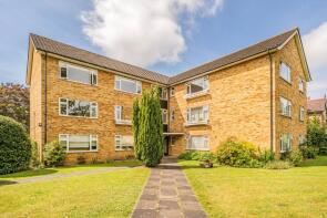 7, Linden House, Broad Lane, Hampton TW12 3BD