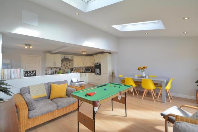 Open Plan Dining Kitchen