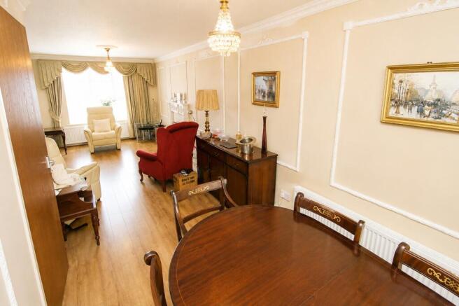 3 bed Detached for sale Image 11