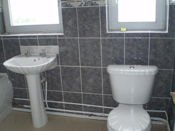 Bathroom (2)