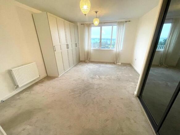 BED ROOM 1.jpg